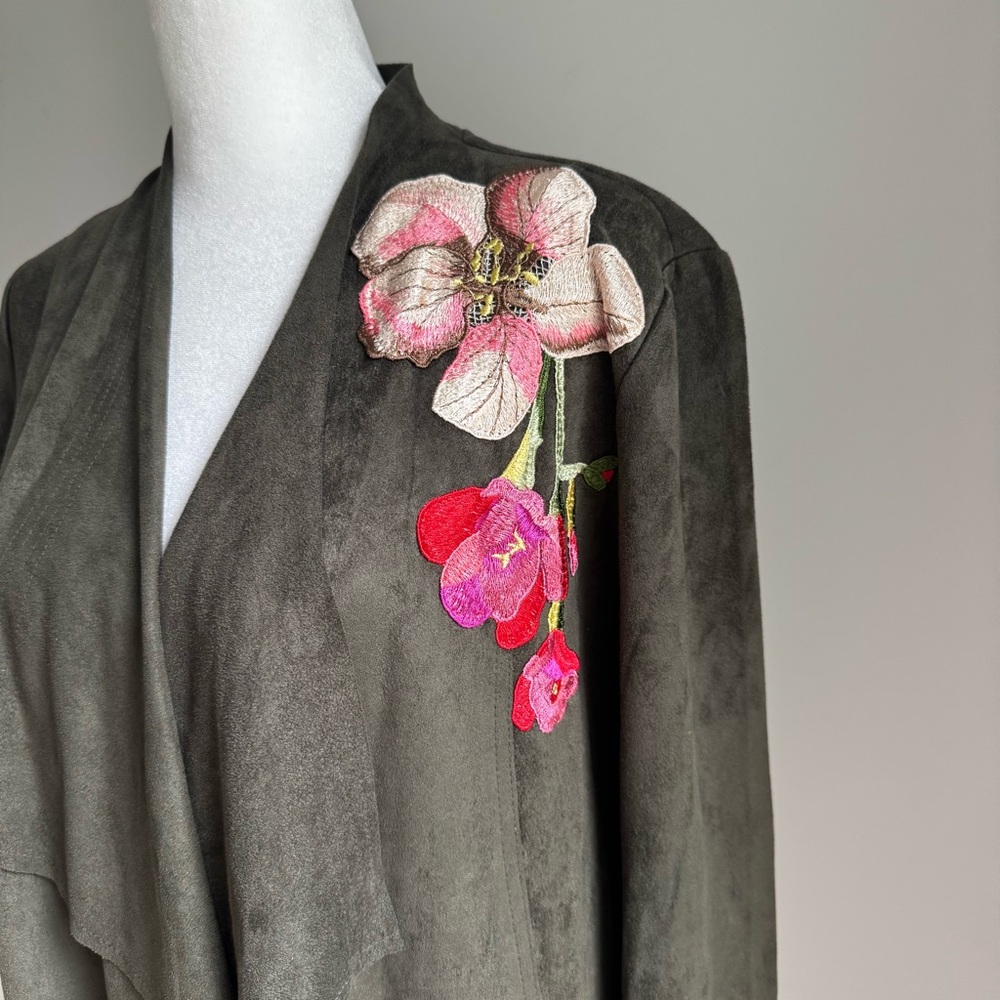 V CRISTINA Olive Faux Suede Embroidered Long Sleeve Cardigan Jacket Size M - Picture 2 of 13